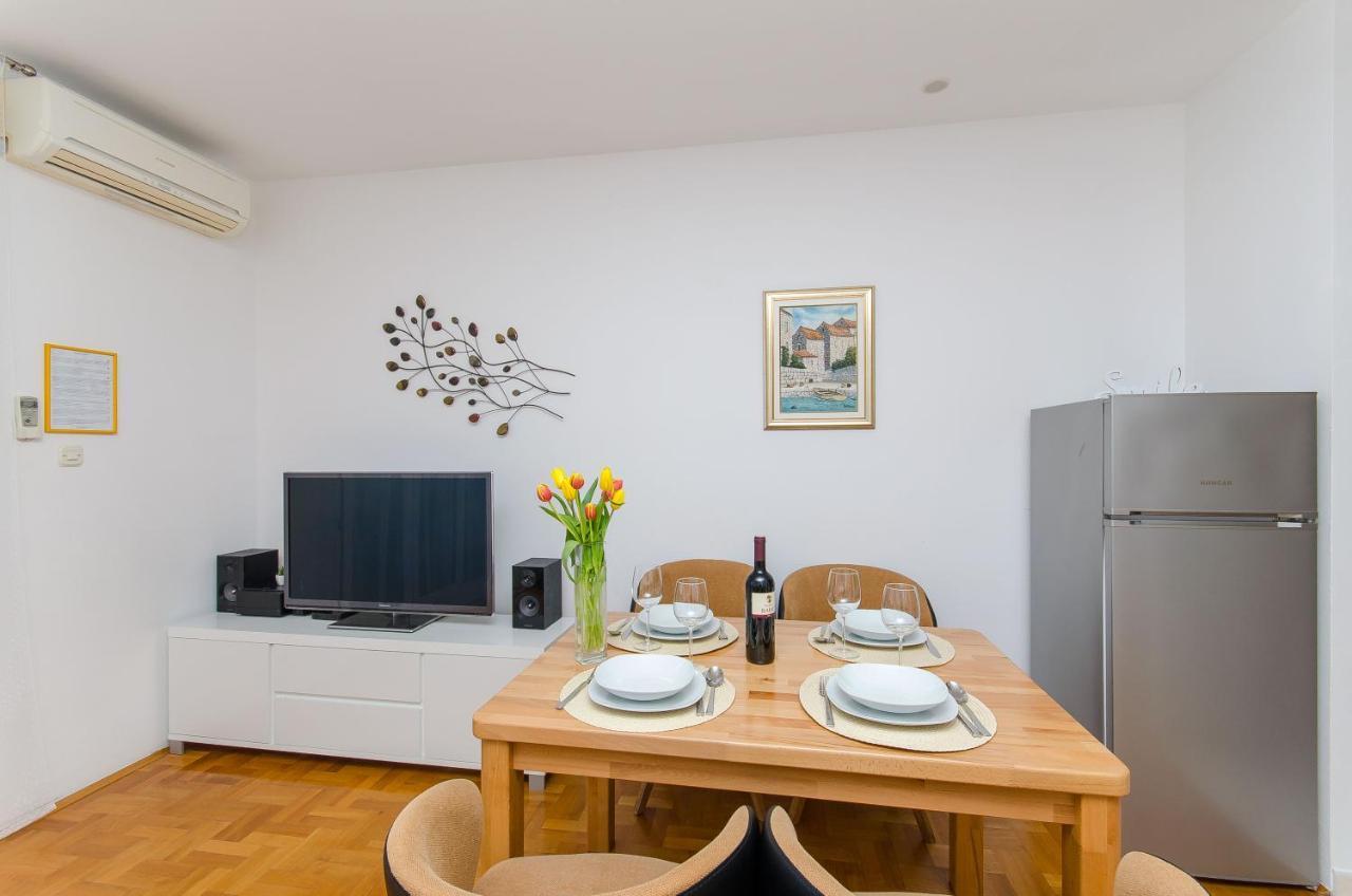 Spacious Apartment Smile With Terrace And Secure Garage Сплит Экстерьер фото
